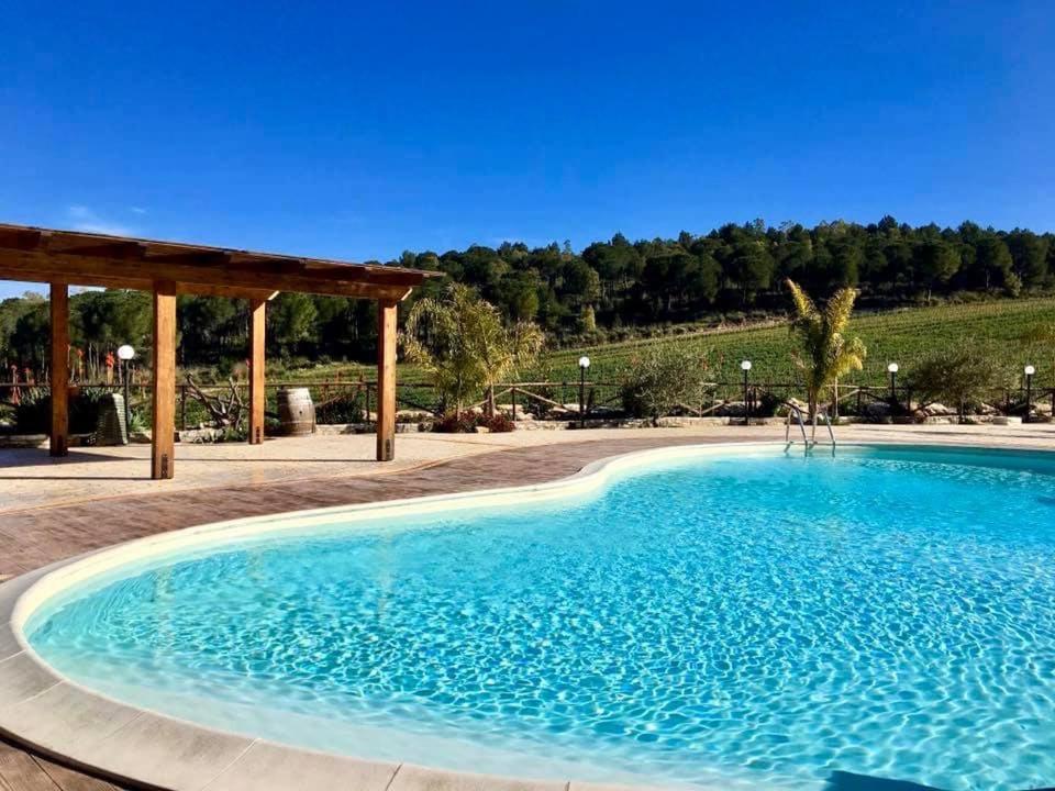 Вилла Agriturismo Tenute Pispisa Segesta Калатафими Экстерьер фото