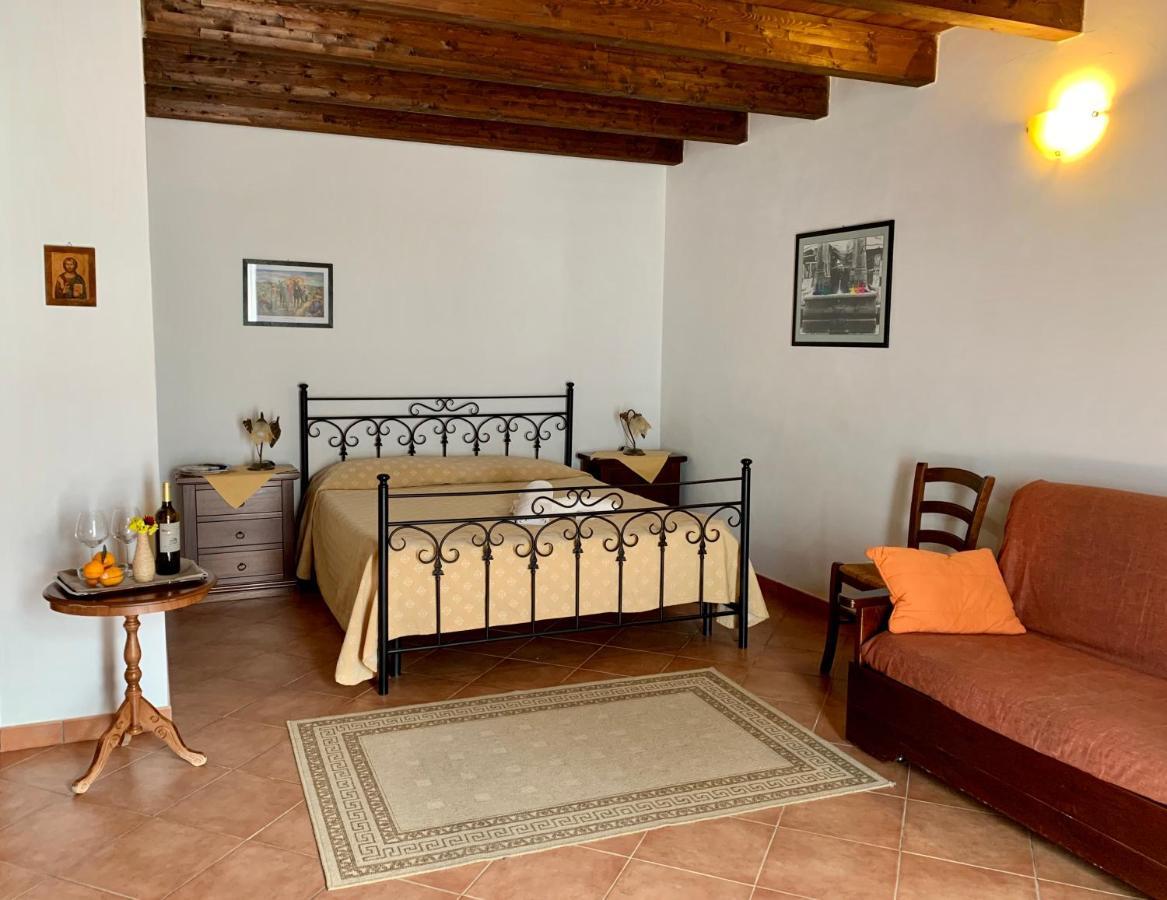 Agriturismo Tenute Pispisa Segesta Калатафими Экстерьер фото