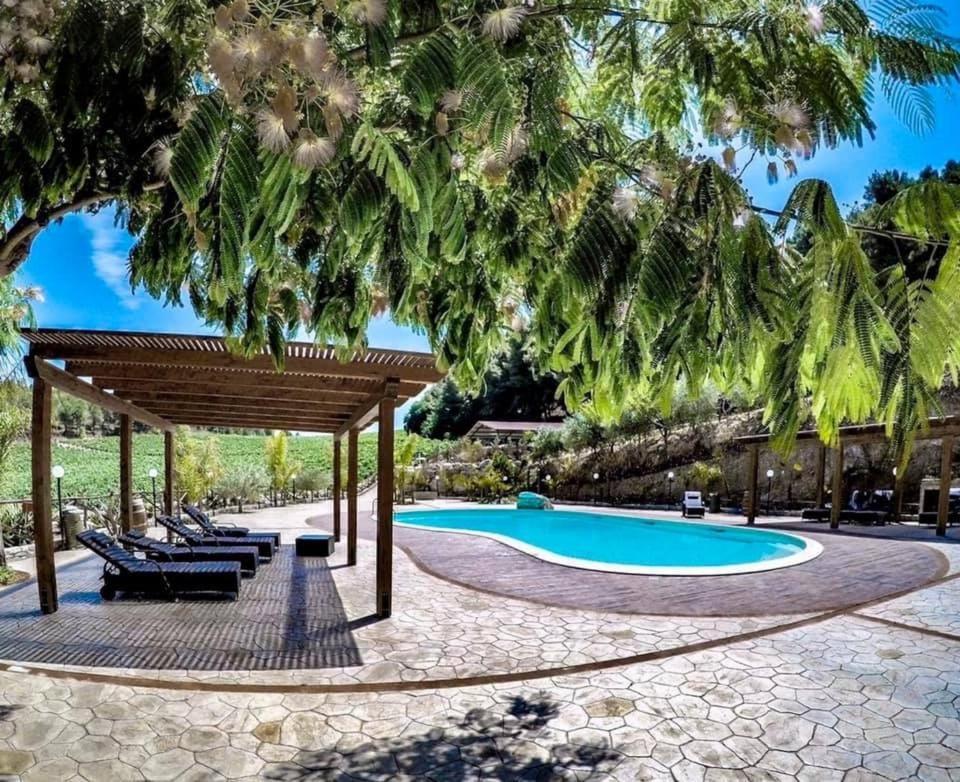 Agriturismo Tenute Pispisa Segesta Калатафими Экстерьер фото