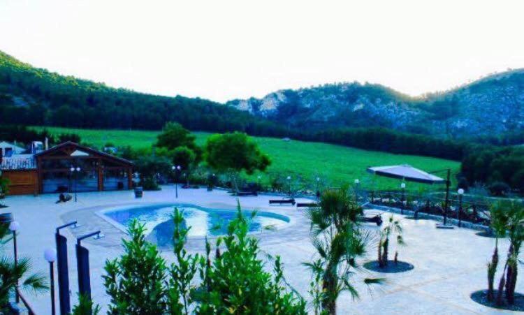 Agriturismo Tenute Pispisa Segesta Калатафими Экстерьер фото