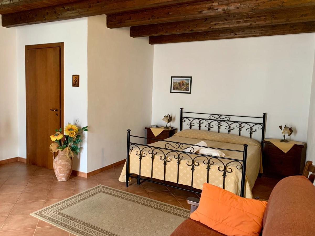 Agriturismo Tenute Pispisa Segesta Калатафими Экстерьер фото