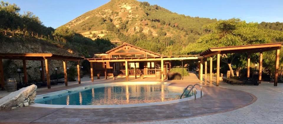 Agriturismo Tenute Pispisa Segesta Калатафими Экстерьер фото