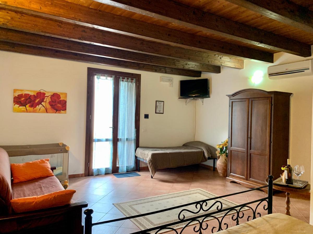 Agriturismo Tenute Pispisa Segesta Калатафими Экстерьер фото