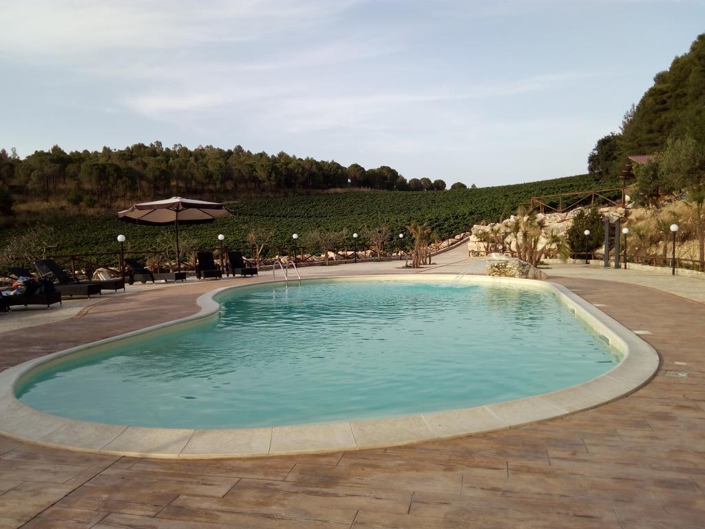 Agriturismo Tenute Pispisa Segesta Калатафими Экстерьер фото