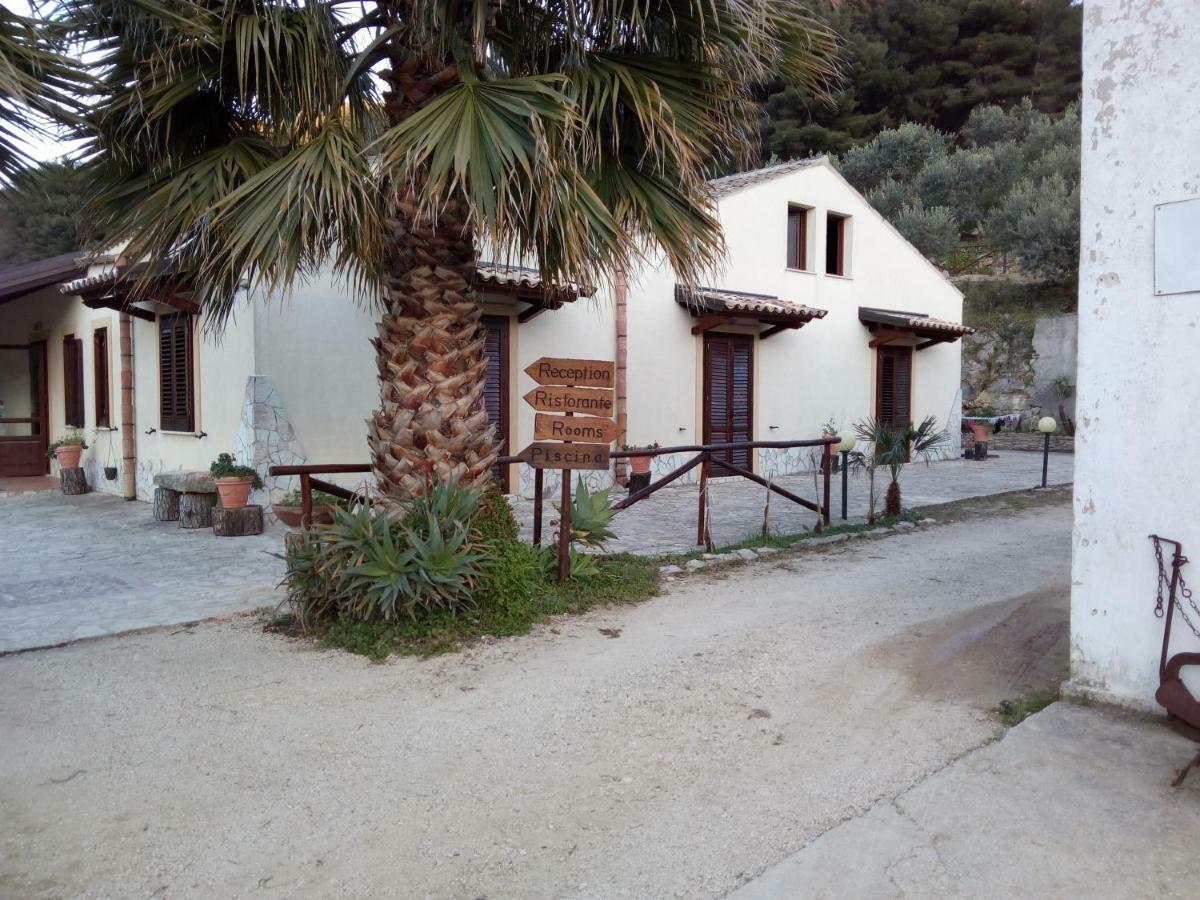 Agriturismo Tenute Pispisa Segesta Калатафими Экстерьер фото